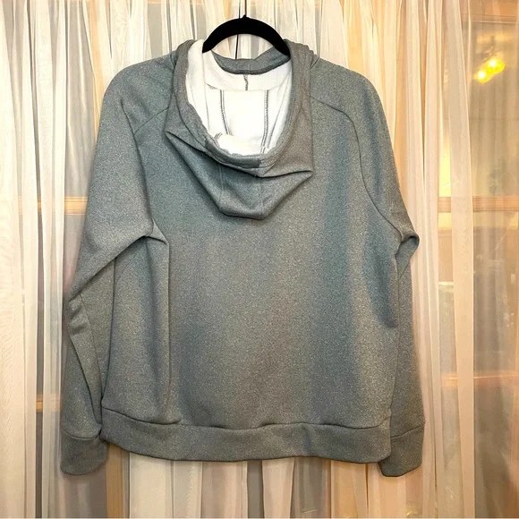 Itm 0008 Women’s Under Armour pull over hoodie size LG - Picture 5 of 9